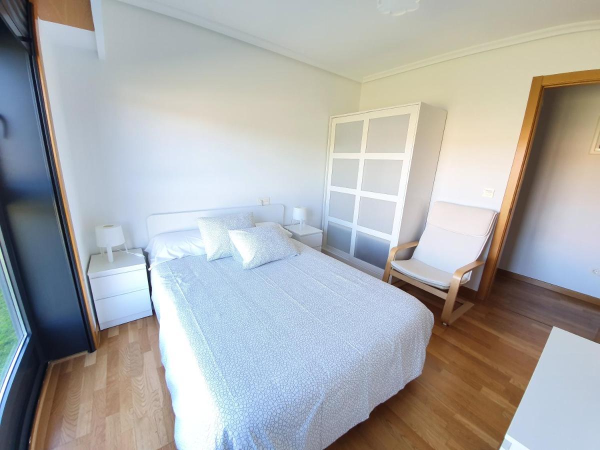 Piso Rosalia De Castro Apartment Allariz Exterior photo